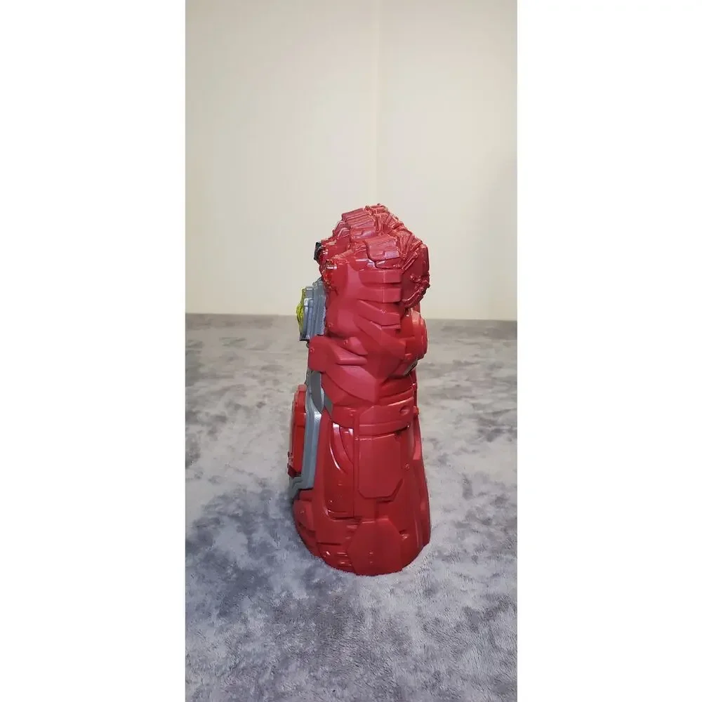 Marvel Legends Series Red Infinity Gauntlet Electronic Avengers Endgame Toy3